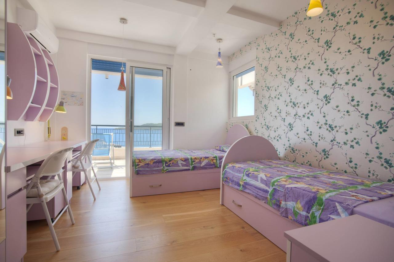 Hotel Villa Katarina Pržno Εξωτερικό φωτογραφία